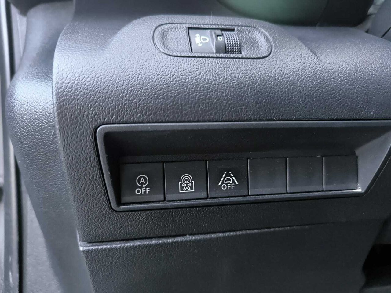 Citroën Berlingo TALLA M BLUE HDI 130 CV SHINE  - Foto 2