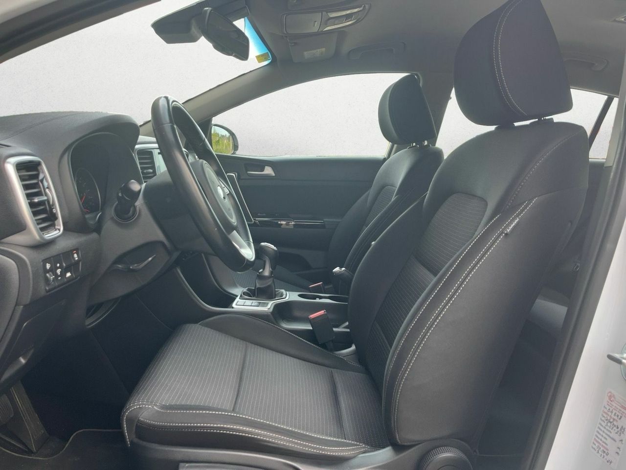 Kia Sportage 1.6 GDI DRIVE 4X2  132 CV  - Foto 2