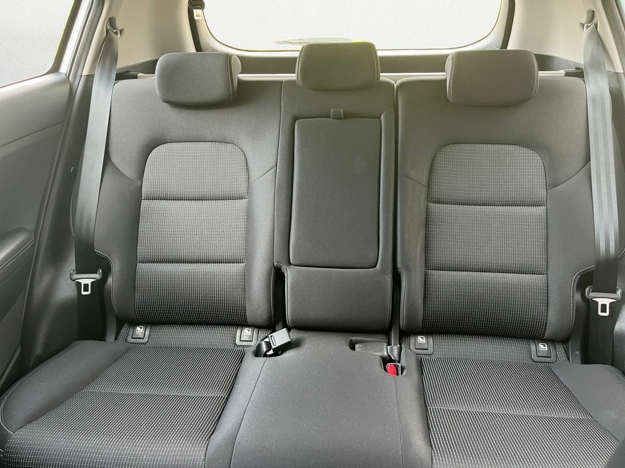 Kia Sportage 1.6 GDI DRIVE 4X2  132 CV  - Foto 2