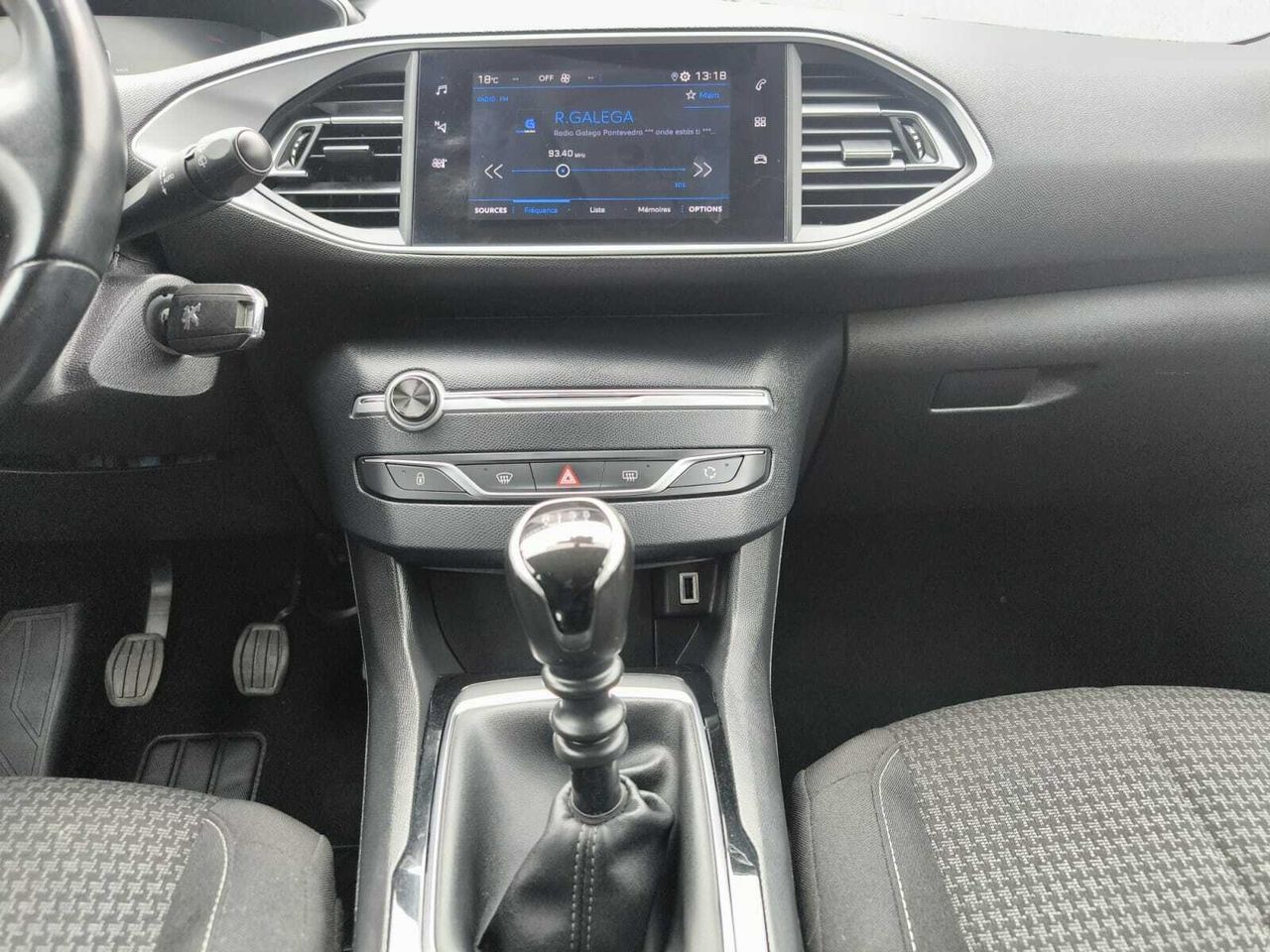 Peugeot 308 ACTIVE PACK BLUE HDI 100 CV  - Foto 2