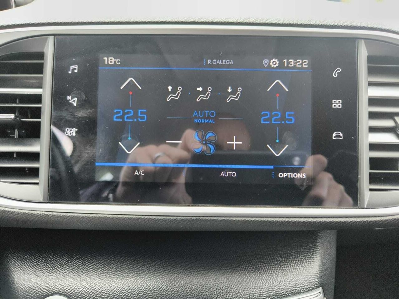 Peugeot 308 ACTIVE PACK BLUE HDI 100 CV  - Foto 2