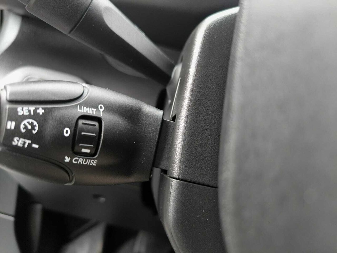 Peugeot Partner FG PRO STANDARD 600 KG BLUE HDI 100 CV  - Foto 2