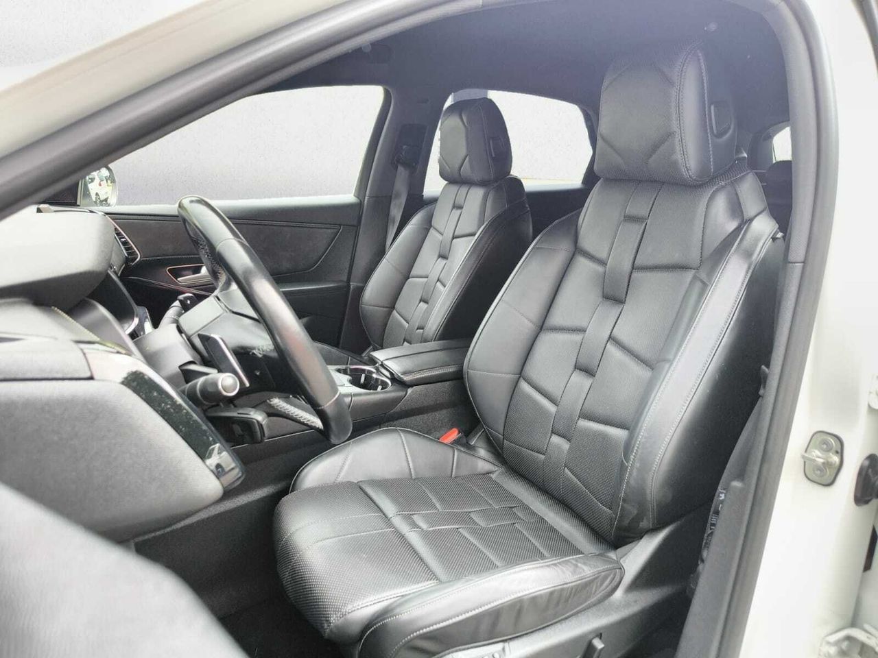 DS Automobiles DS 7 CROSSBACK GRAND CHIC BLUE HDI 180 CV EAT8  - Foto 2