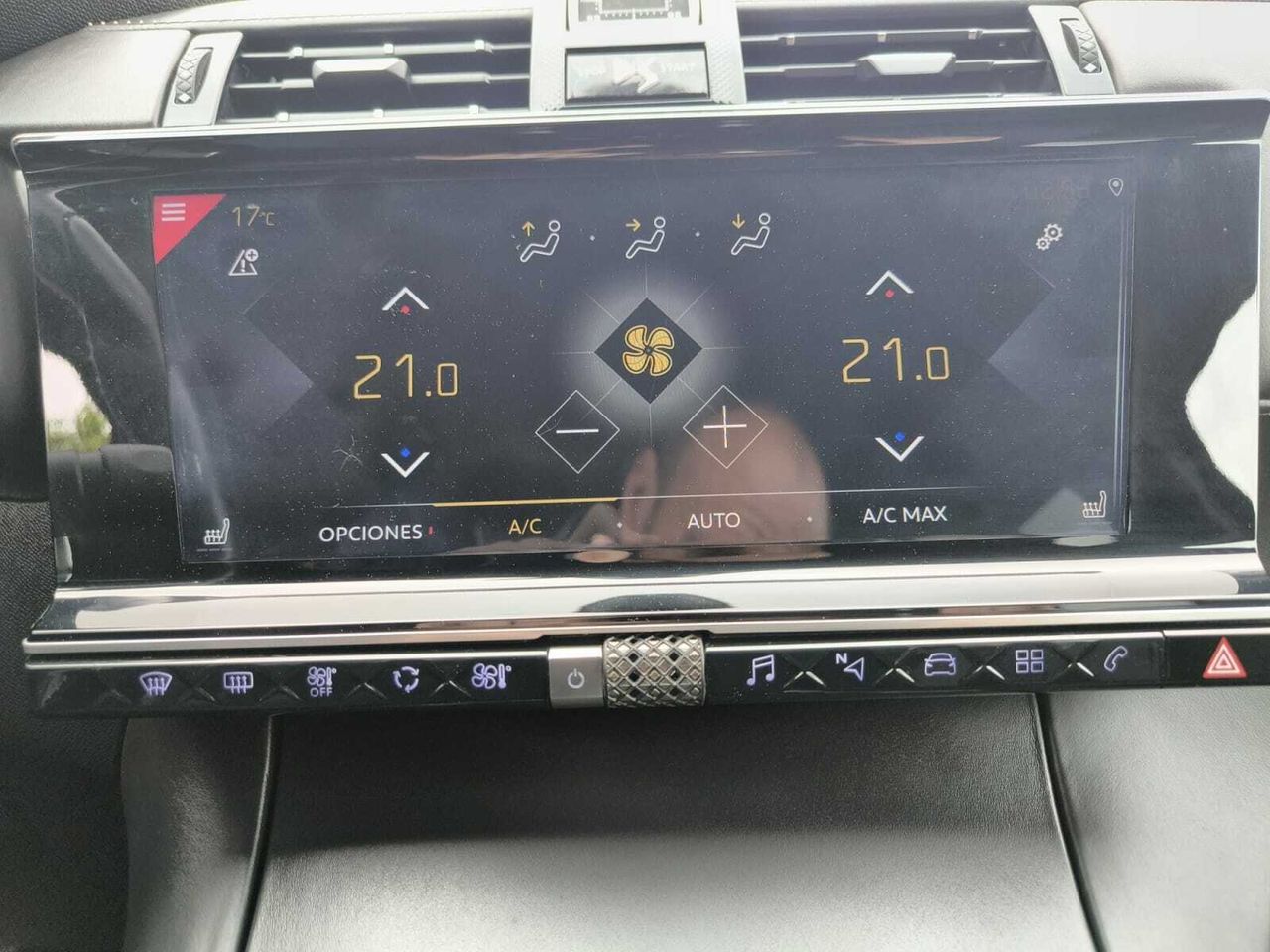 DS Automobiles DS 7 CROSSBACK GRAND CHIC BLUE HDI 180 CV EAT8  - Foto 2
