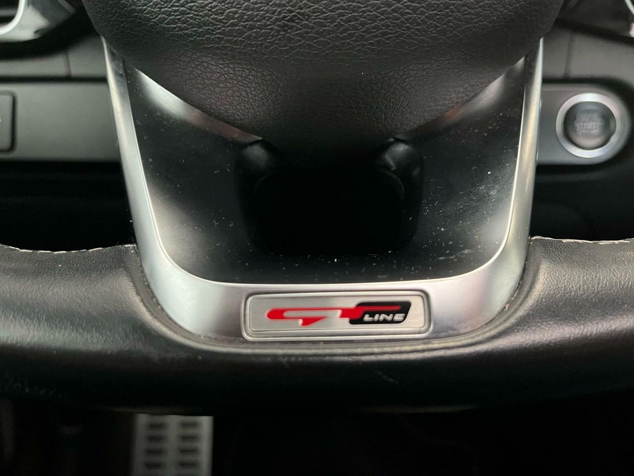 Kia Ceed 1.4 TGDI GT LINE 140 CV  - Foto 2