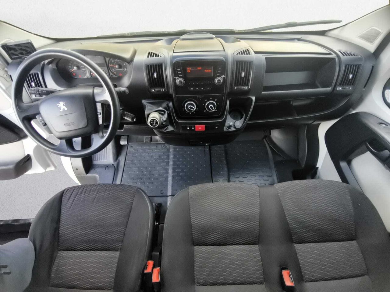 Peugeot Boxer FG 335 L2 H2 BLUE HDI 130 CV  - Foto 2