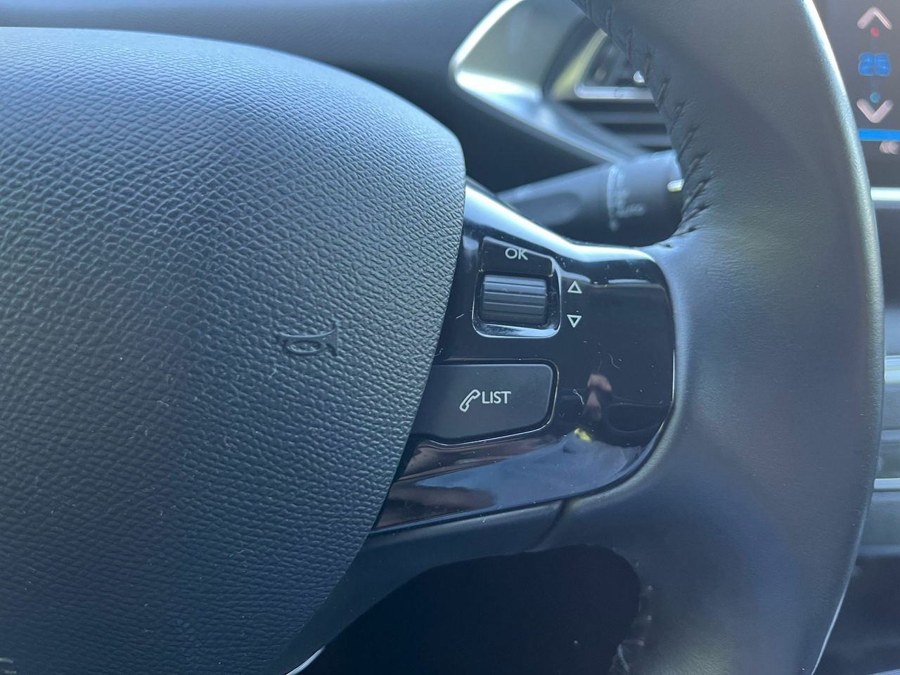 Peugeot 308 ACTIVE PACK BLUE HDI 130 CV  - Foto 2