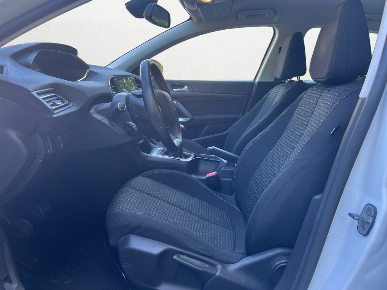 Peugeot 308 ACTIVE PACK BLUE HDI 130 CV  - Foto 2