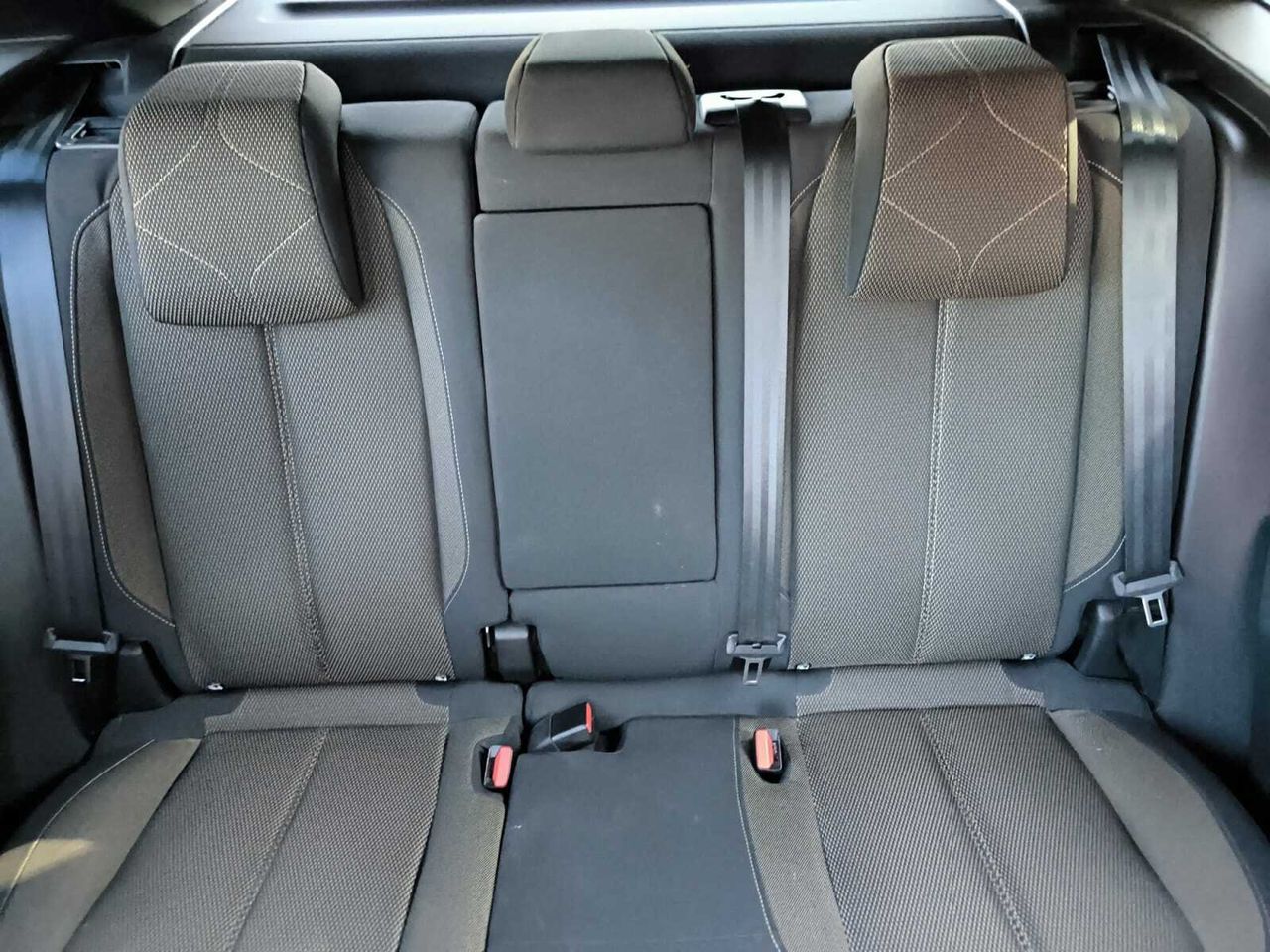 DS Automobiles DS 7 CROSSBACK SO CHIC BLUE HDI 180 CV EAT8  - Foto 2