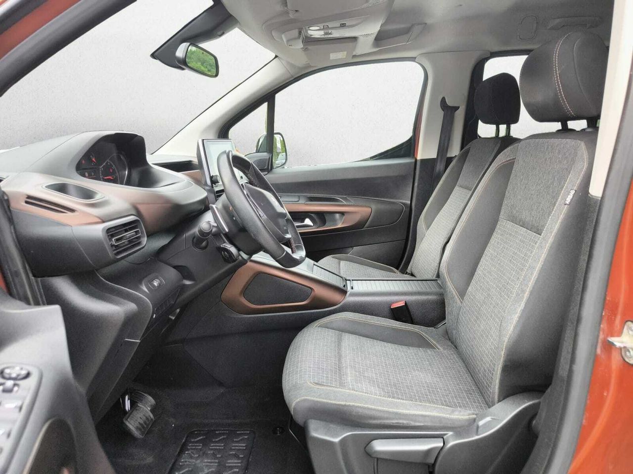 Peugeot Rifter GT LINE BLUE HDI 130 CV EAT8 LONG  - Foto 2