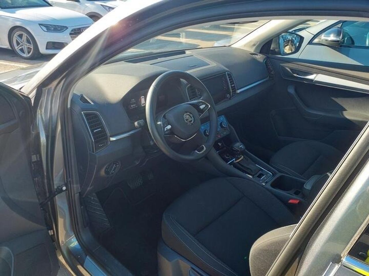 Skoda Karoq 2.0 TDI 150 CV SELECTION DSG 4X4  - Foto 2
