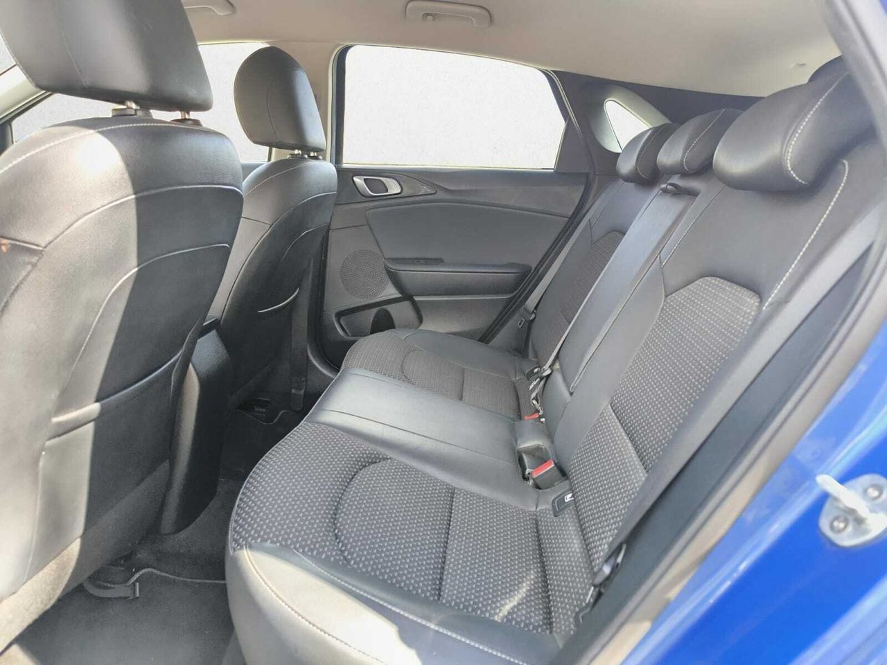 Kia Ceed TGDI 100 CV TECH  - Foto 2
