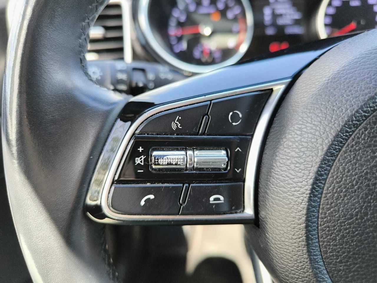 Kia Ceed TGDI 100 CV TECH  - Foto 2