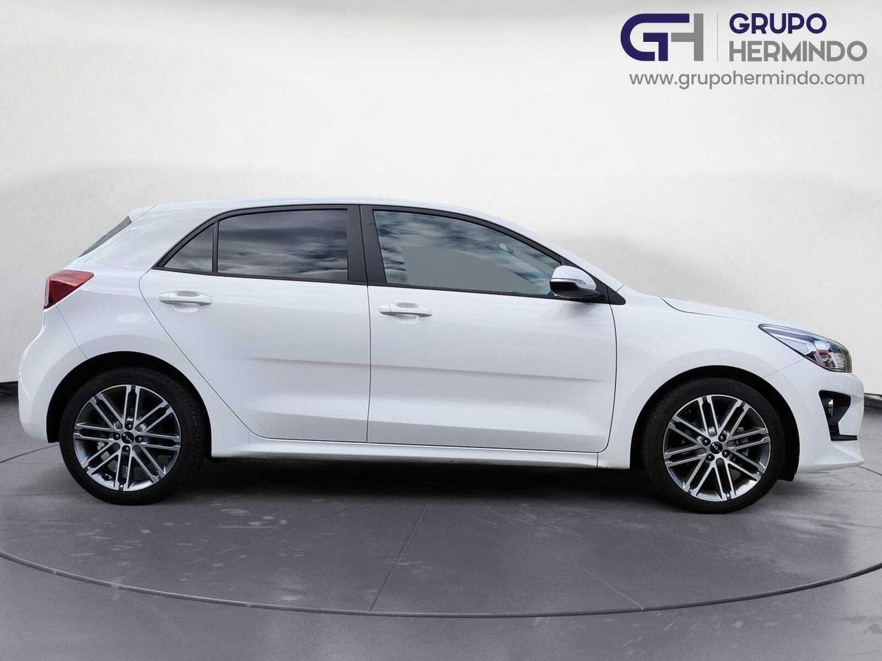 Kia Rio 1.2 DPI DRIVE  - Foto 2