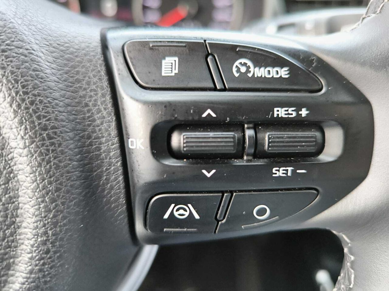 Kia Rio 1.2 DPI DRIVE  - Foto 2