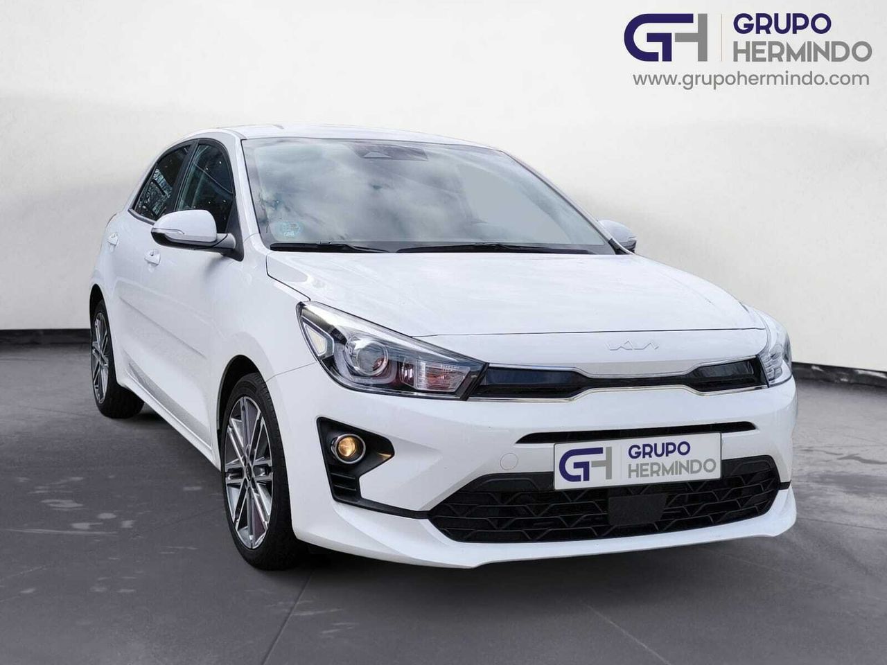 kia rio 2023 / foto grande (2)