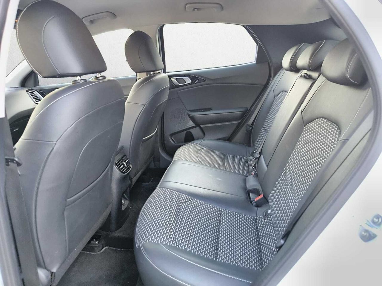 Kia XCeed 1.5 T-GDI MHEV TECH 160 CV  - Foto 2