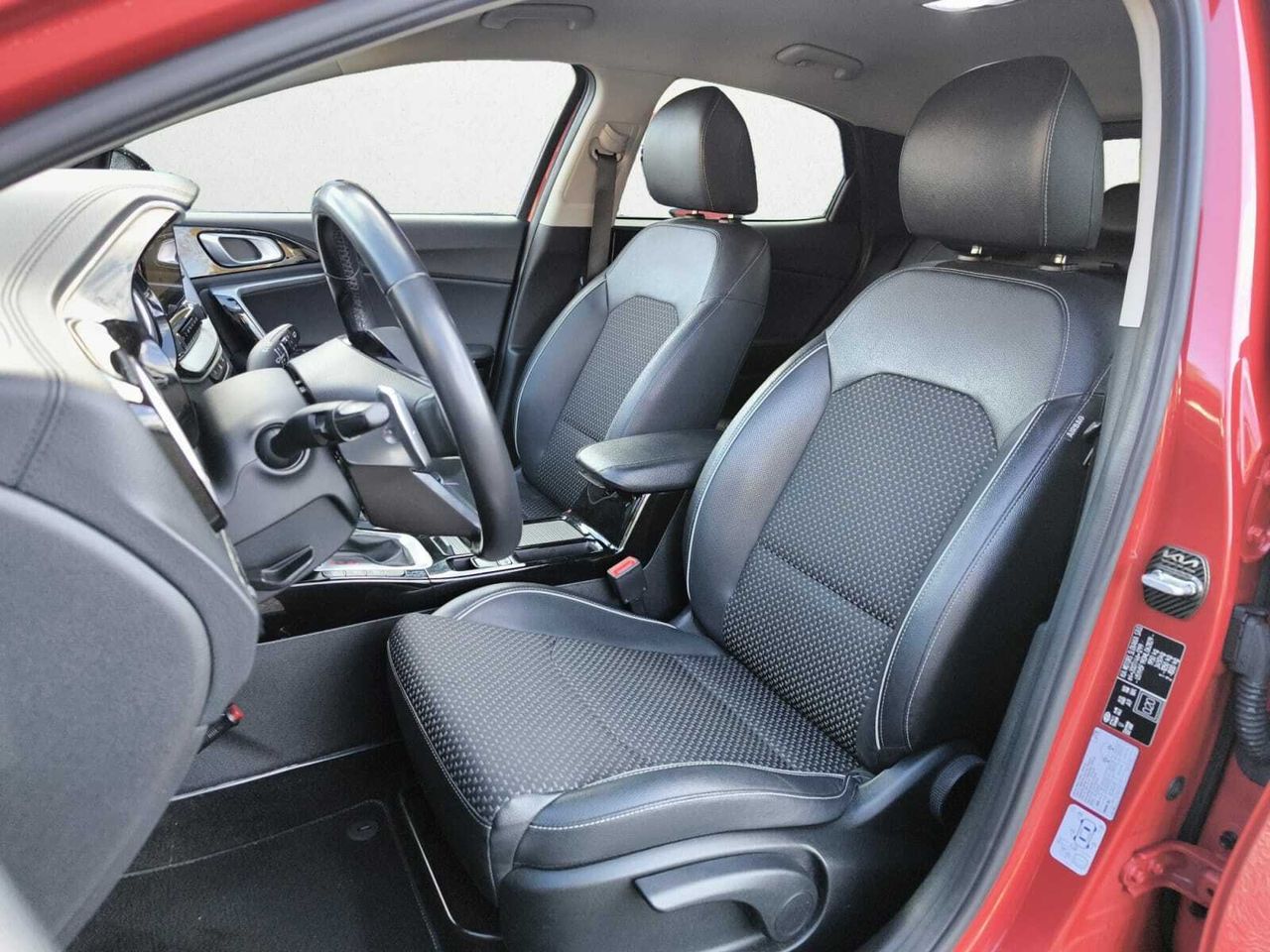 Kia XCeed 1.6 MHEV CRDI TECH 136 CV  - Foto 2