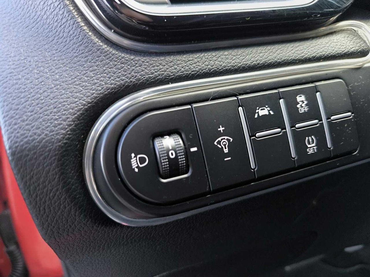 Kia XCeed 1.6 MHEV CRDI TECH 136 CV  - Foto 2