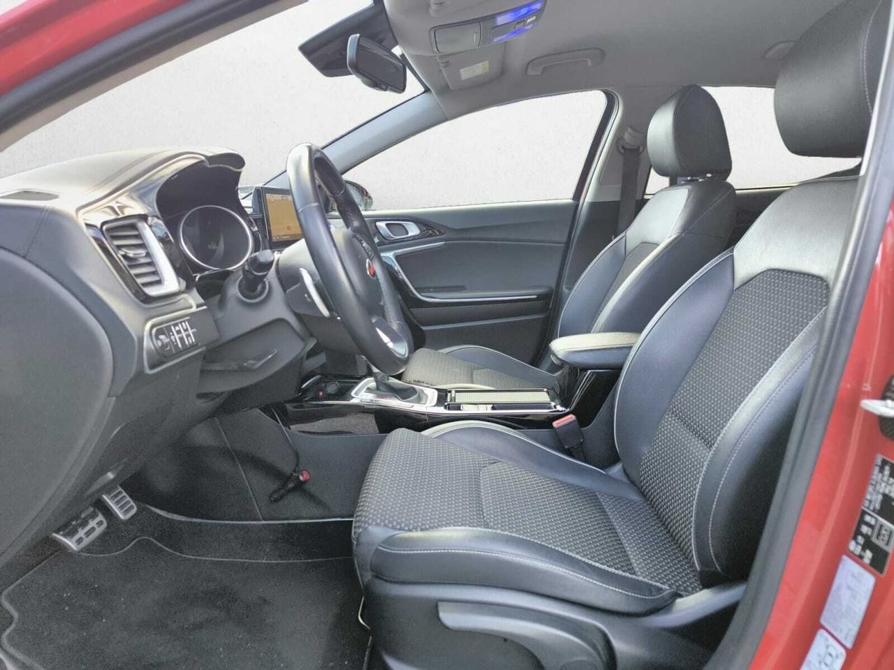 Kia XCeed 1.6 MHEV CRDI TECH 136 CV  - Foto 2