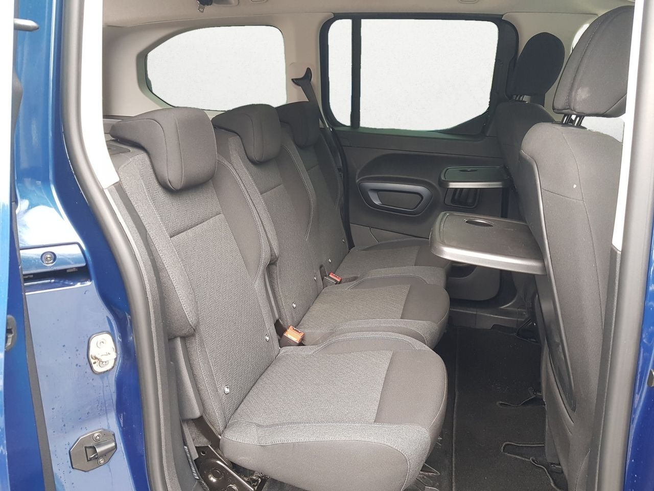 Peugeot Rifter ALLURE BLUE HDI 130 CV LONG  - Foto 2