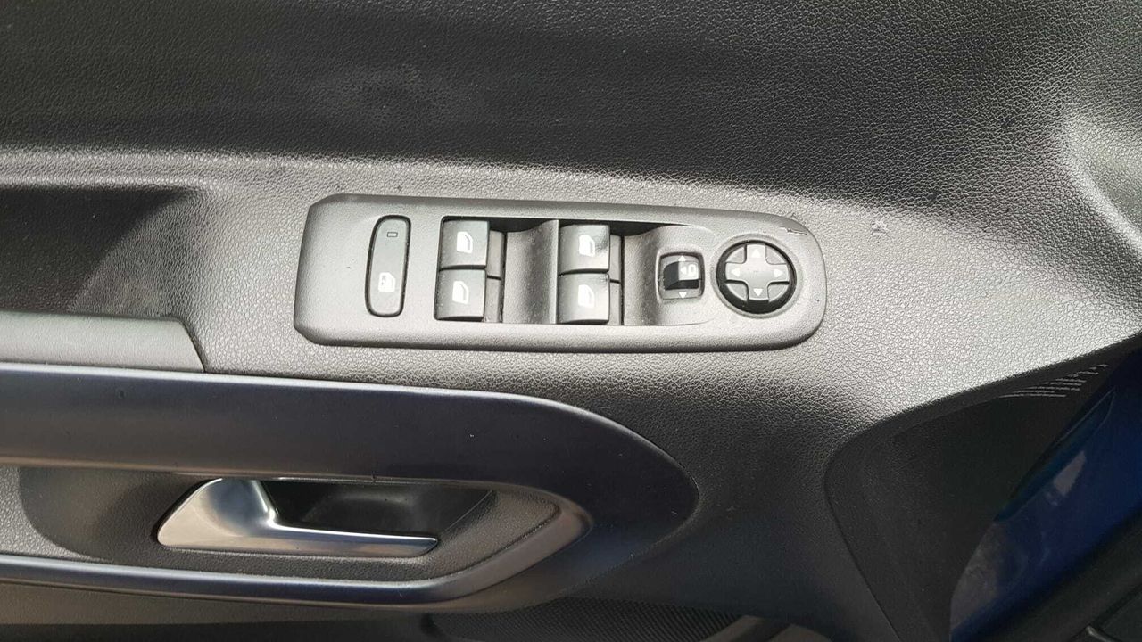 Peugeot Rifter ALLURE BLUE HDI 130 CV LONG  - Foto 2