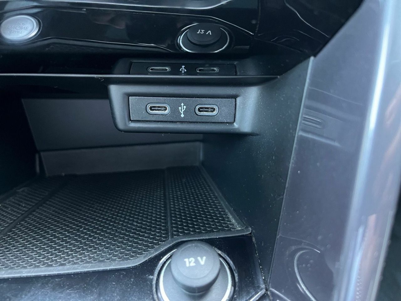 Volkswagen T-Roc SPORT 2.0 TDI 110 KW 150CV DSG  - Foto 2