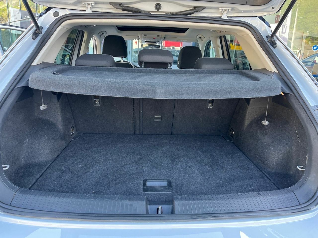 Volkswagen T-Roc SPORT 2.0 TDI 110 KW 150CV DSG  - Foto 2