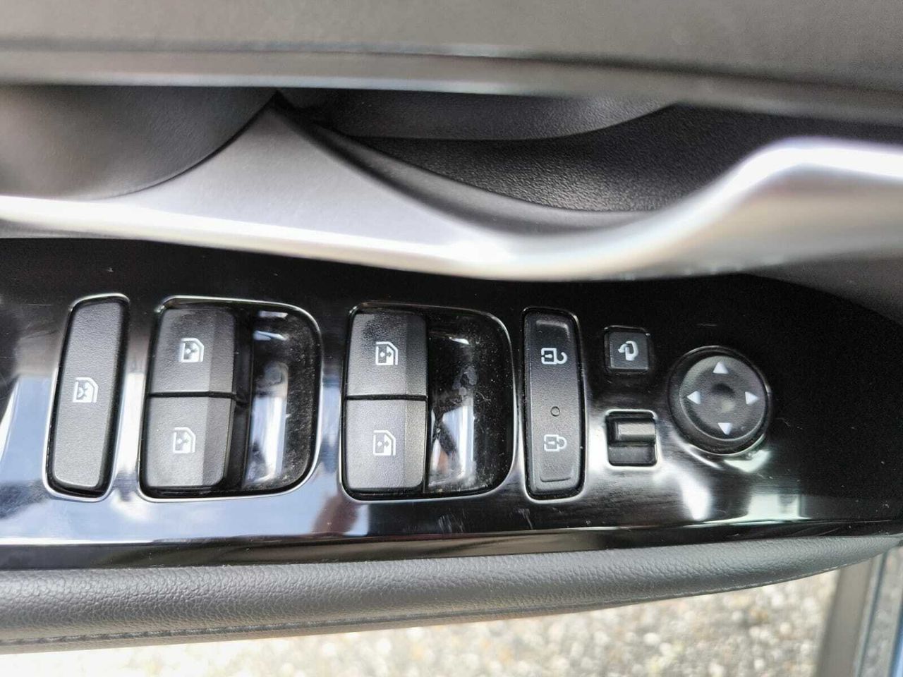 Hyundai Tucson 1.6 TGDI HEV TECNO SKY AUTO + TECHO PANORAMICO  - Foto 2