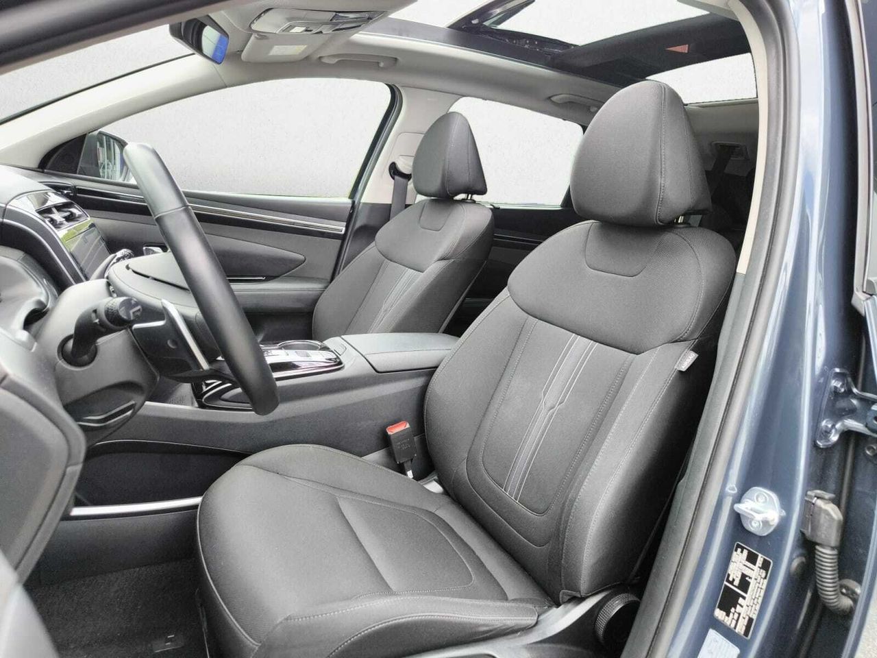 Hyundai Tucson 1.6 TGDI HEV TECNO SKY AUTO + TECHO PANORAMICO  - Foto 2