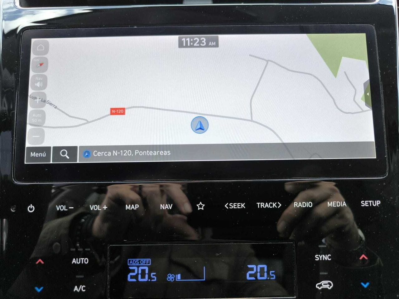 Hyundai Tucson 1.6 TGDI HEV TECNO SKY AUTO + TECHO PANORAMICO  - Foto 2