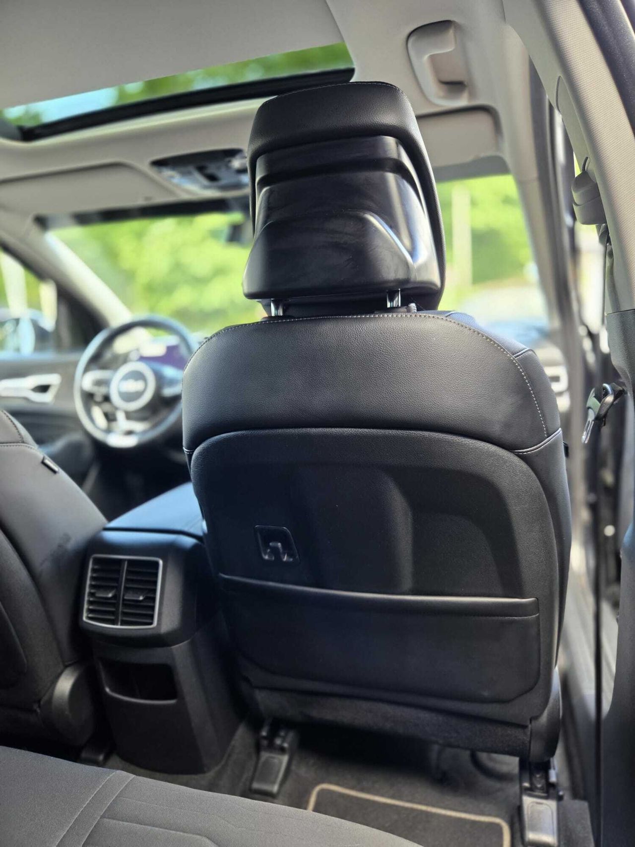 Kia Sportage 1.6 TGDI HEV TECH 230 CV + PAQUETE TECHO  - Foto 2