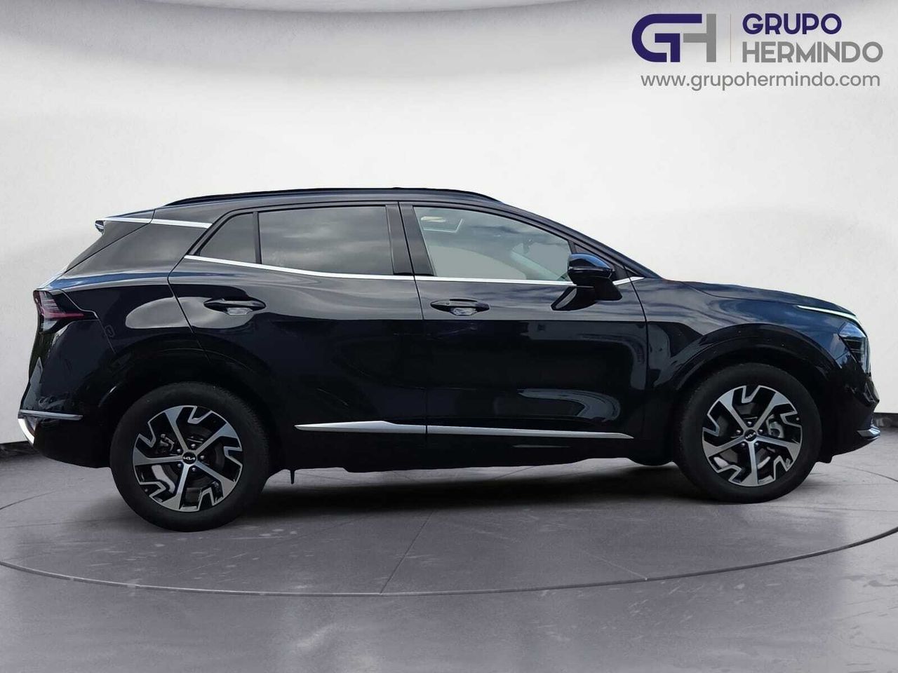 Kia Sportage 1.6 TGDI HEV TECH 230 CV + PAQUETE TECHO  - Foto 2