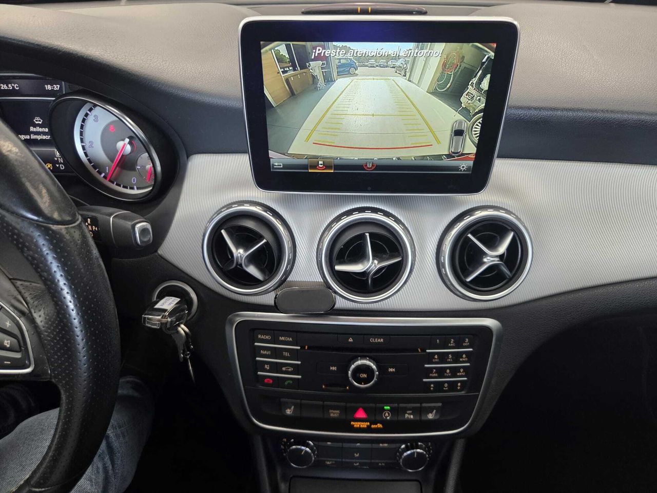 Mercedes GLA 200 D  - Foto 2