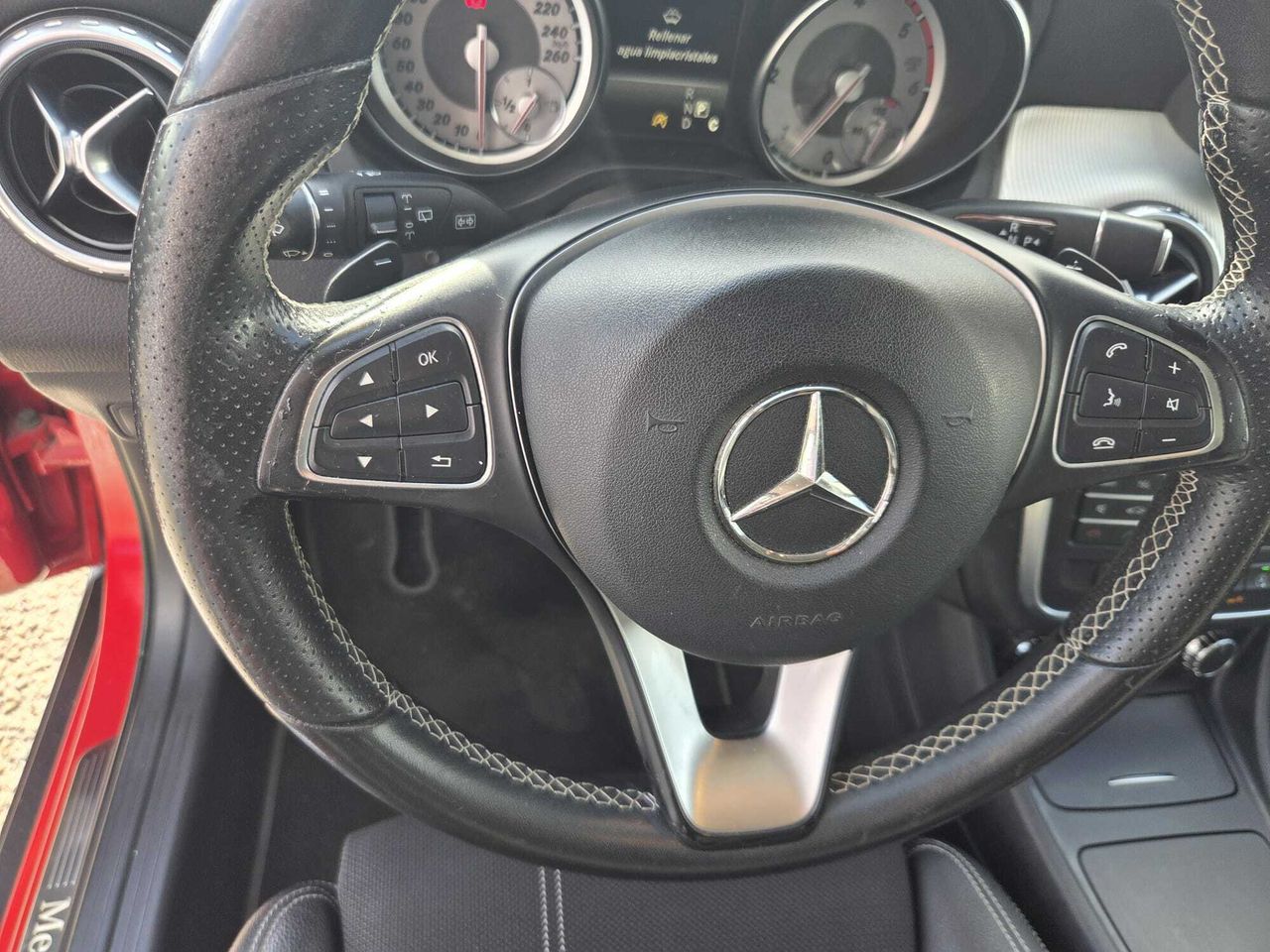 Mercedes GLA 200 D  - Foto 2