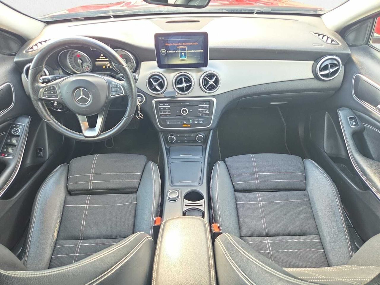 Mercedes GLA 200 D  - Foto 2