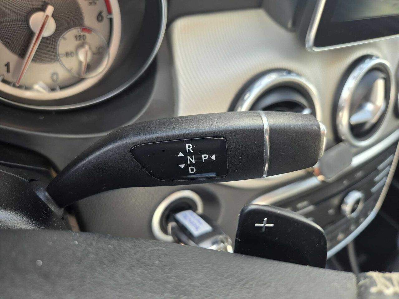 Mercedes GLA 200 D  - Foto 2
