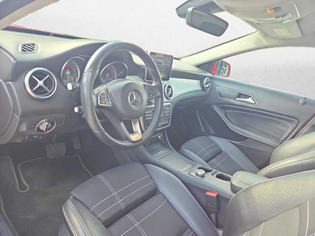 Mercedes GLA 200 D  - Foto 2