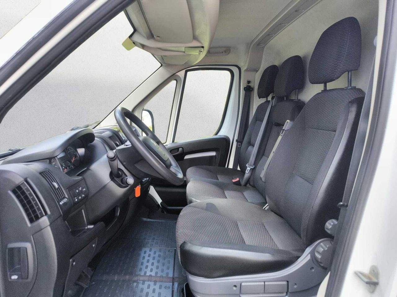 Peugeot Boxer FG PACK 335 L3 H2 BLUE HDI 140 CV  - Foto 2