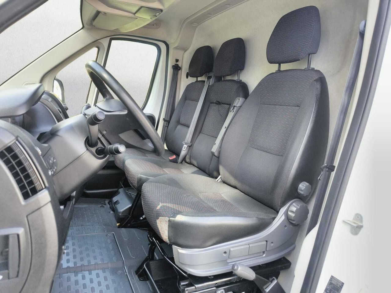 Peugeot Boxer FG PACK 335 L3 H2 BLUE HDI 140 CV  - Foto 2