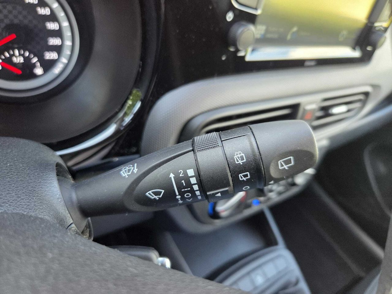 Hyundai i10 KLASS 67 CV  - Foto 2