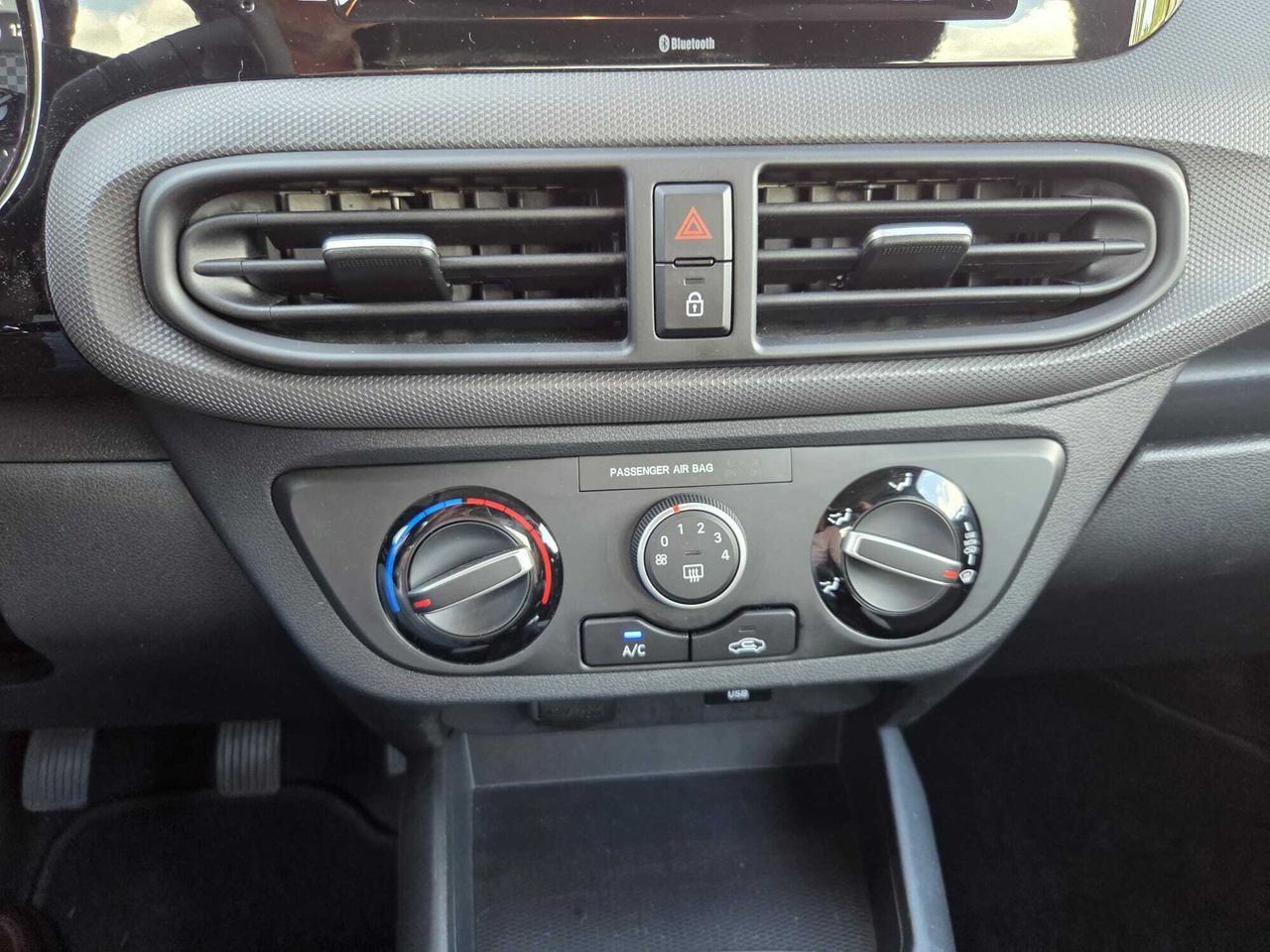 Hyundai i10 KLASS 67 CV  - Foto 2