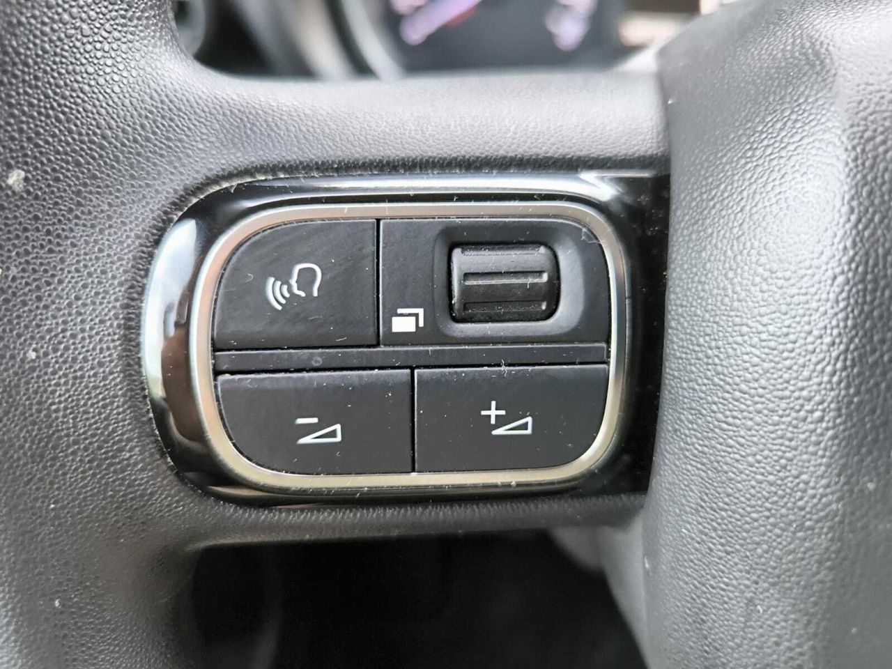 Citroën Berlingo TALLA M BLUE HDI 100 CV FEEL  - Foto 2
