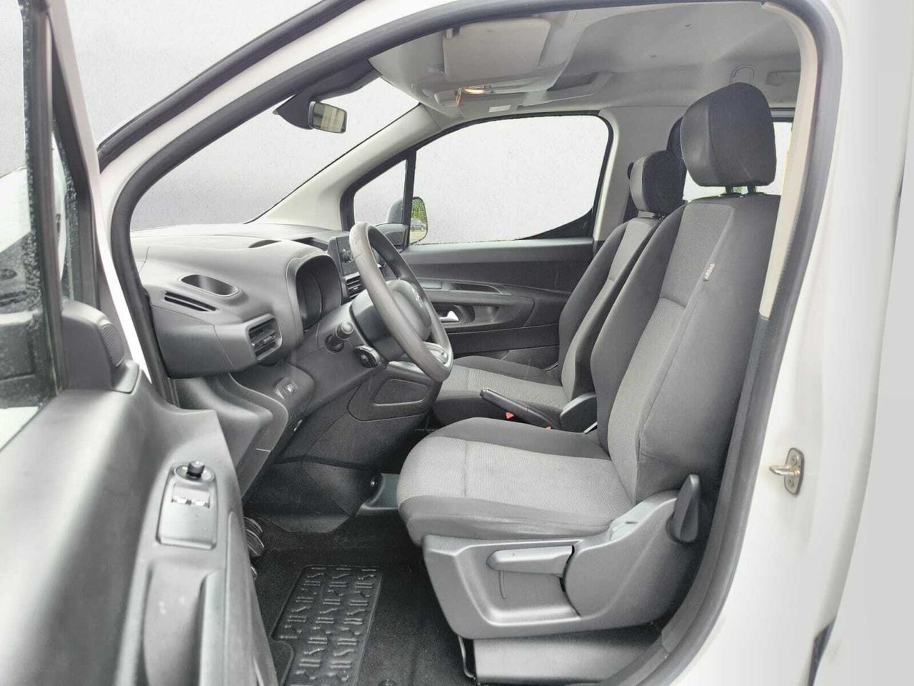 Citroën Berlingo TALLA M LIVE BLUE HDI 100 CV  - Foto 2