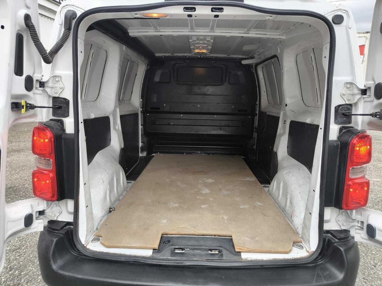 Citroën Jumpy TALLA M BLUE HDI 120 CV 6V CONTROL  - Foto 2
