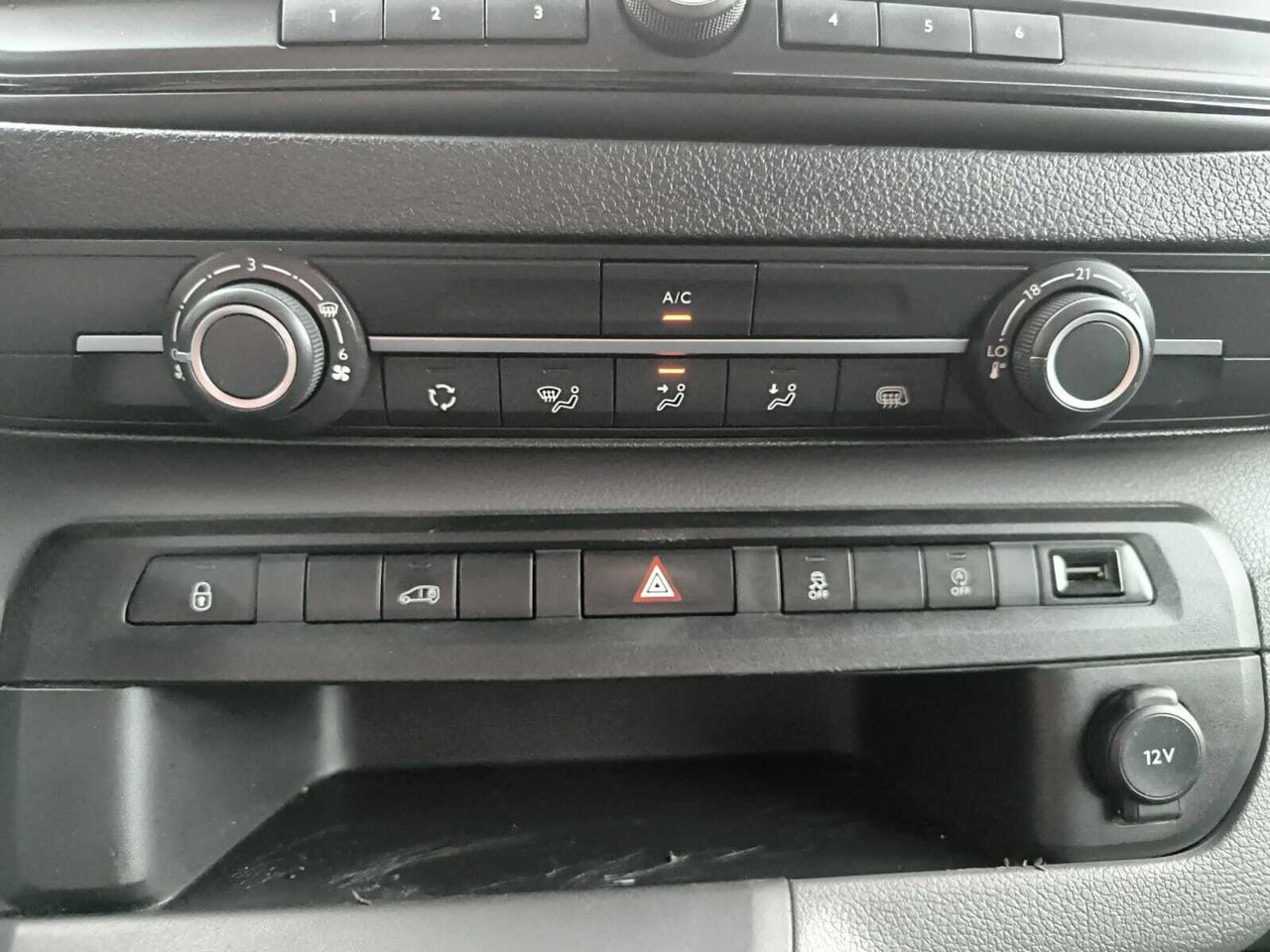 Citroën Jumpy TALLA M BLUE HDI 120 CV 6V CONTROL  - Foto 2