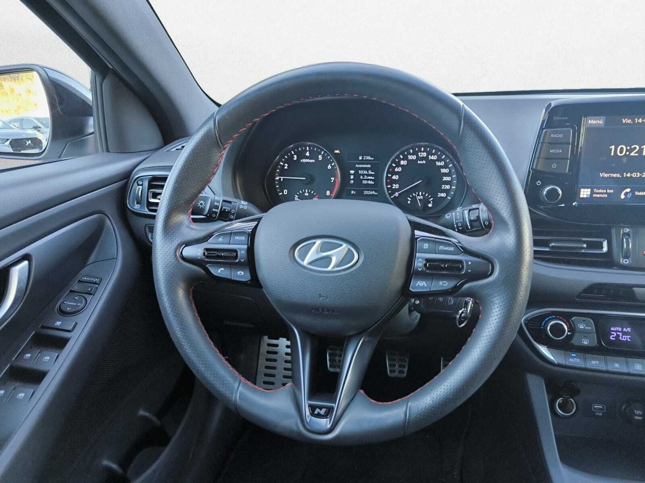 Hyundai i30 N TGDI 120 CV  - Foto 2