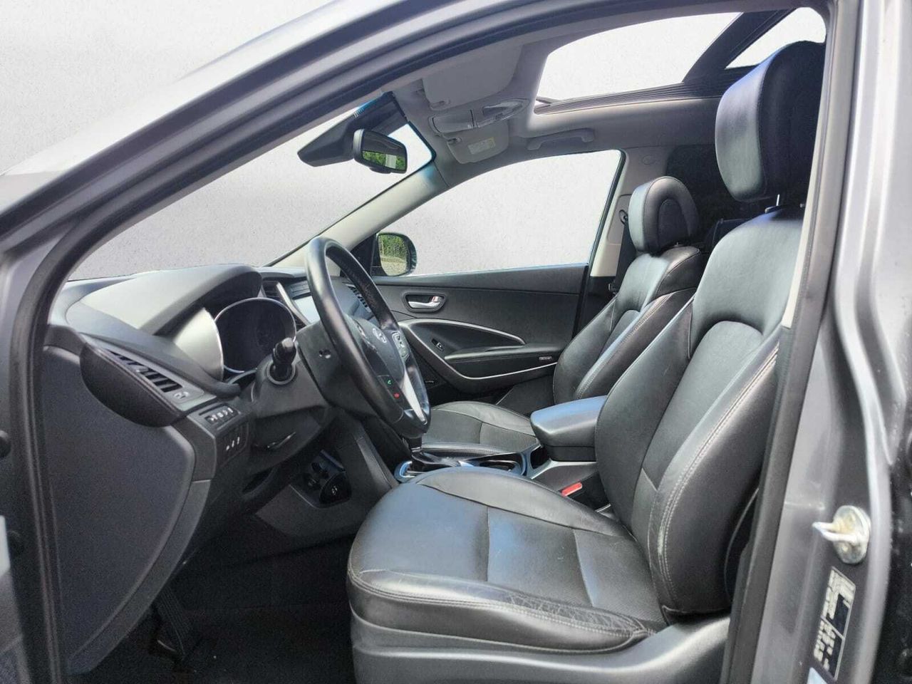 Hyundai Santa Fe 2.2 CRDI TECNO AUTO 4X2  200 CV  7 PLAZAS+TECHO PANORAMICO  - Foto 2
