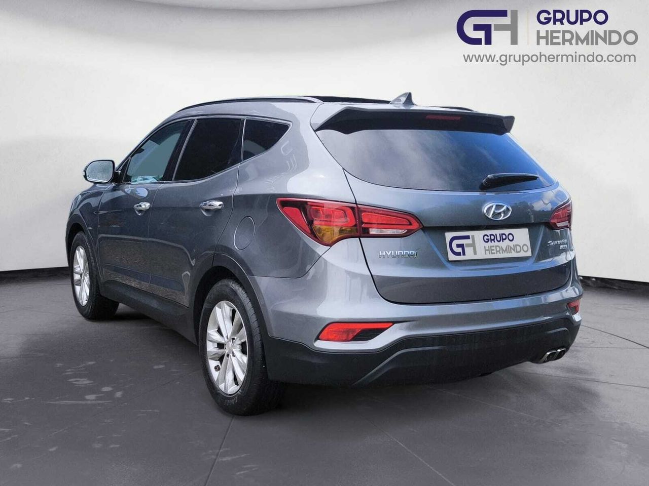 Hyundai Santa Fe 2.2 CRDI TECNO AUTO 4X2  200 CV  7 PLAZAS+TECHO PANORAMICO  - Foto 2