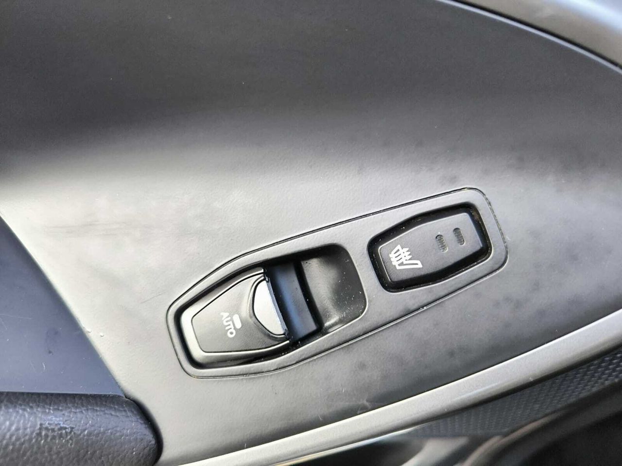 Hyundai Santa Fe 2.2 CRDI TECNO AUTO 4X2  200 CV  7 PLAZAS+TECHO PANORAMICO  - Foto 2